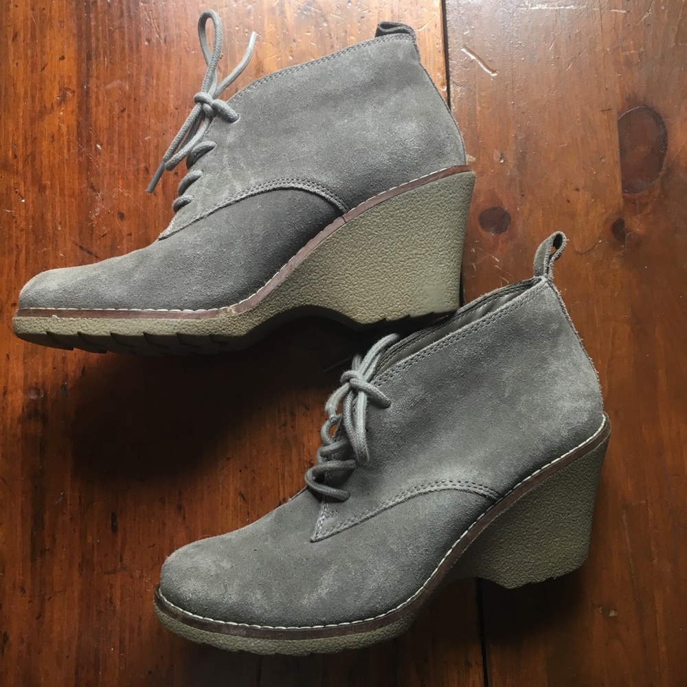 White Mountain Gray Suede Booties